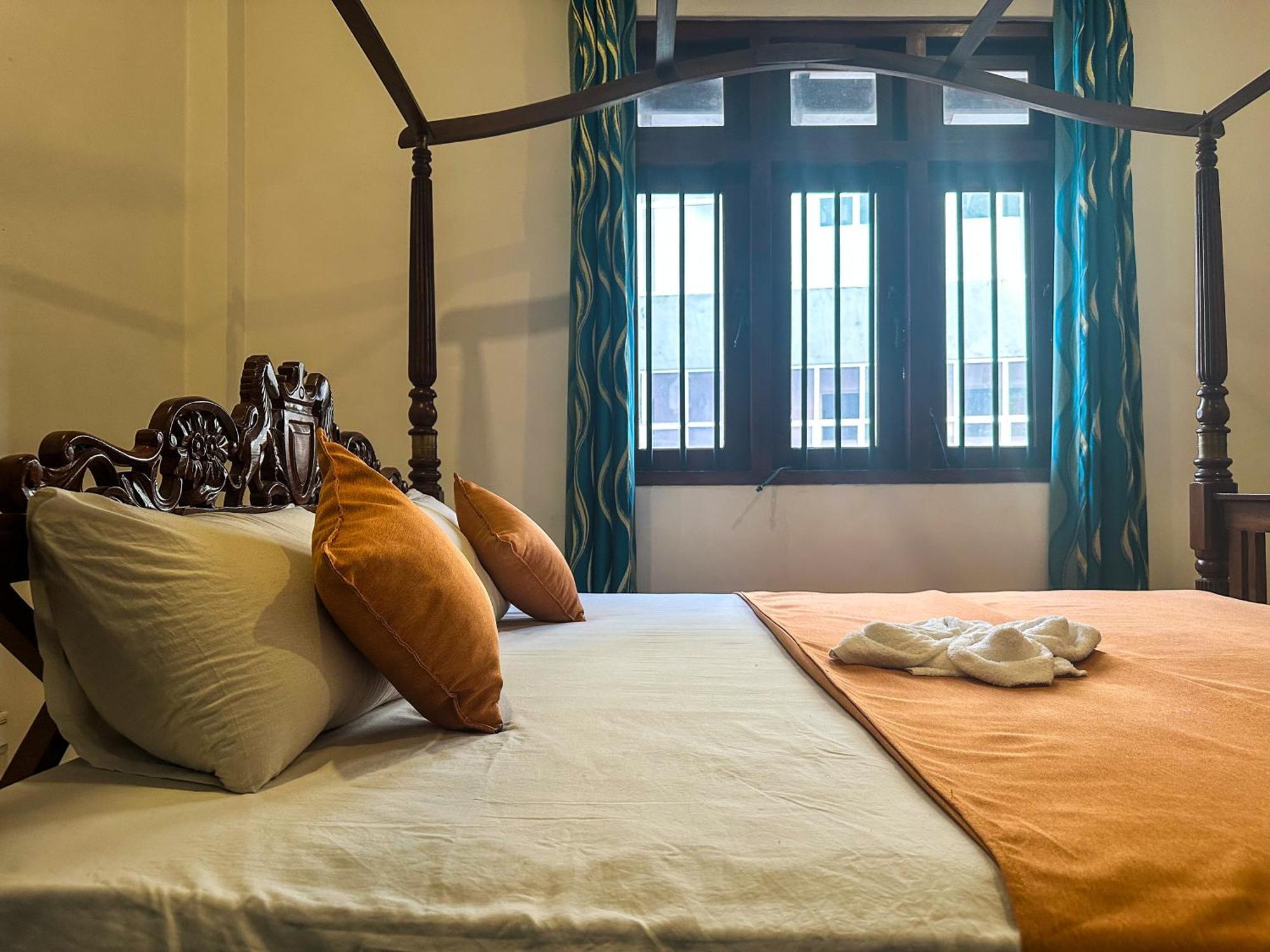 New Panda House Hotell Galle Exteriör bild