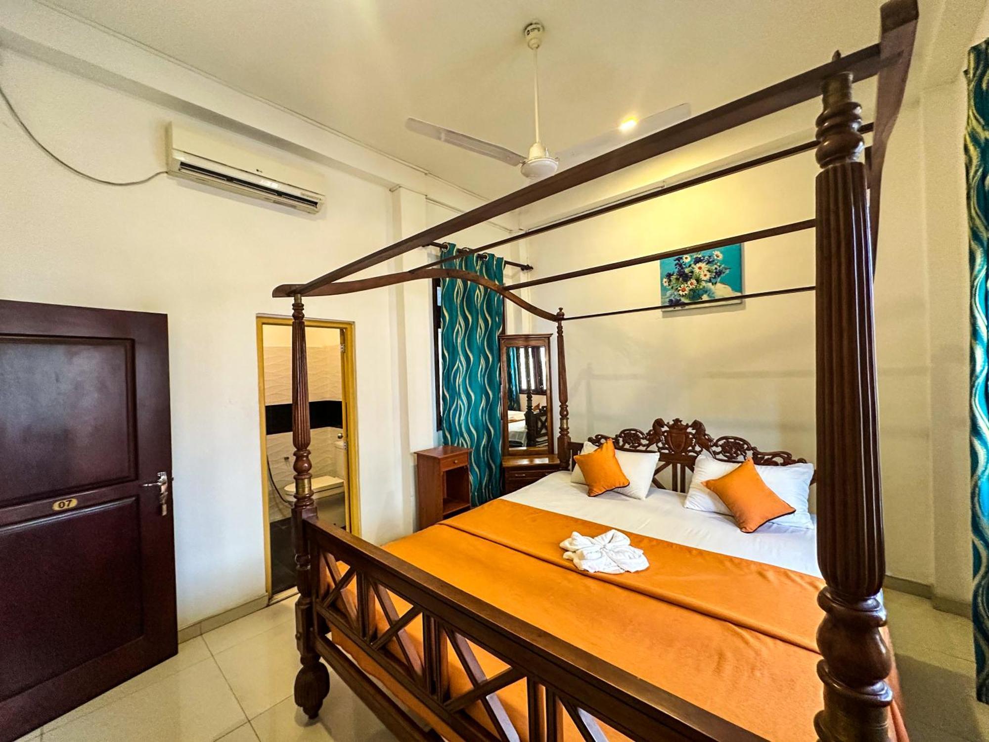 New Panda House Hotell Galle Exteriör bild