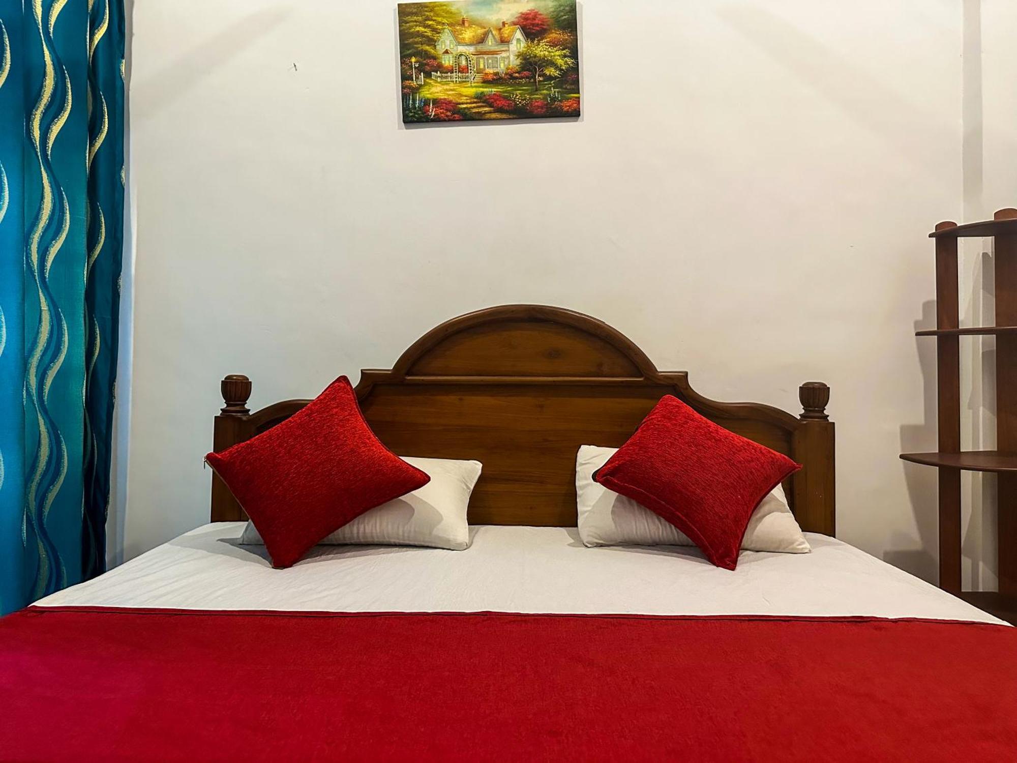 New Panda House Hotell Galle Exteriör bild