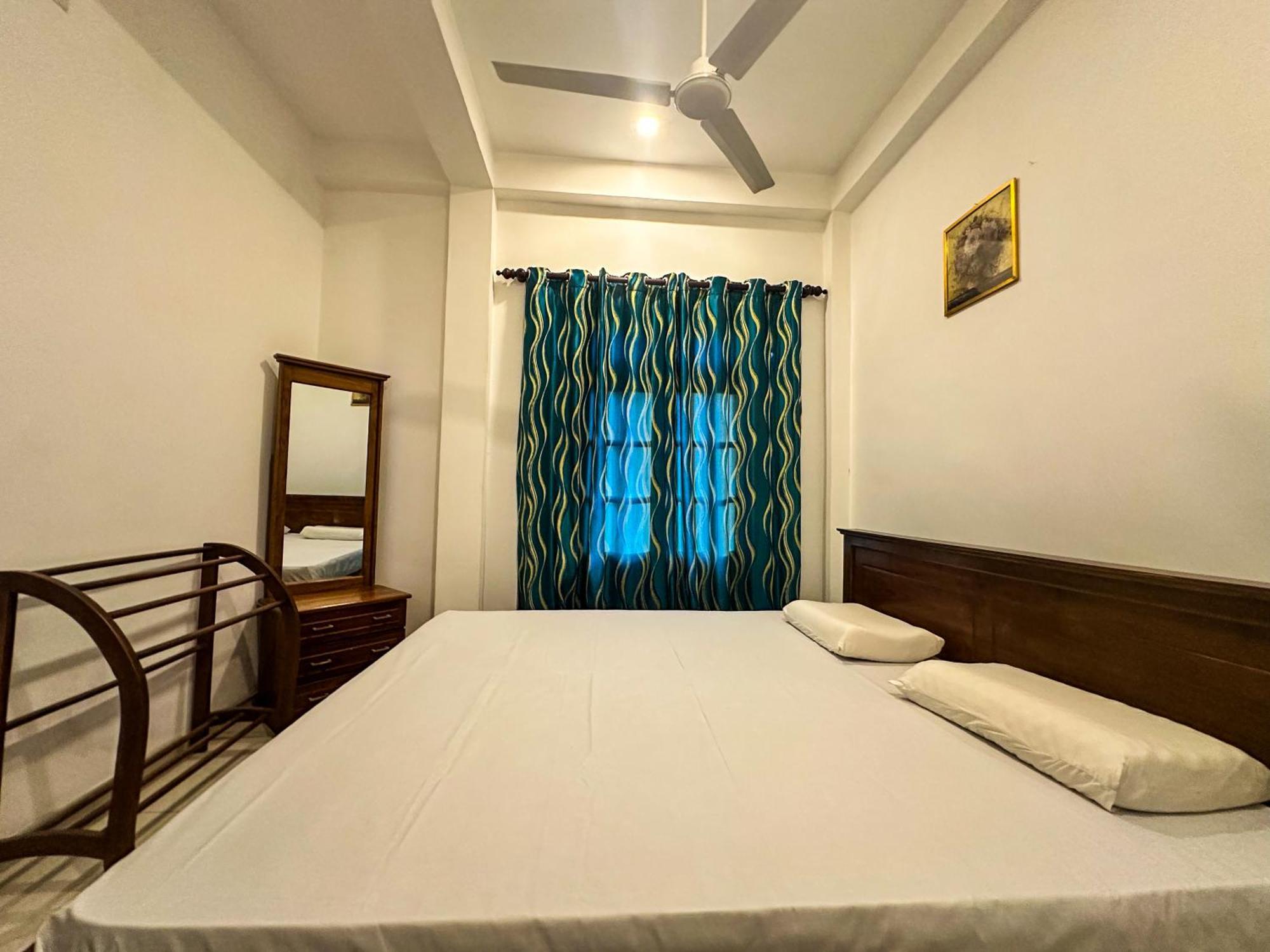 New Panda House Hotell Galle Rum bild