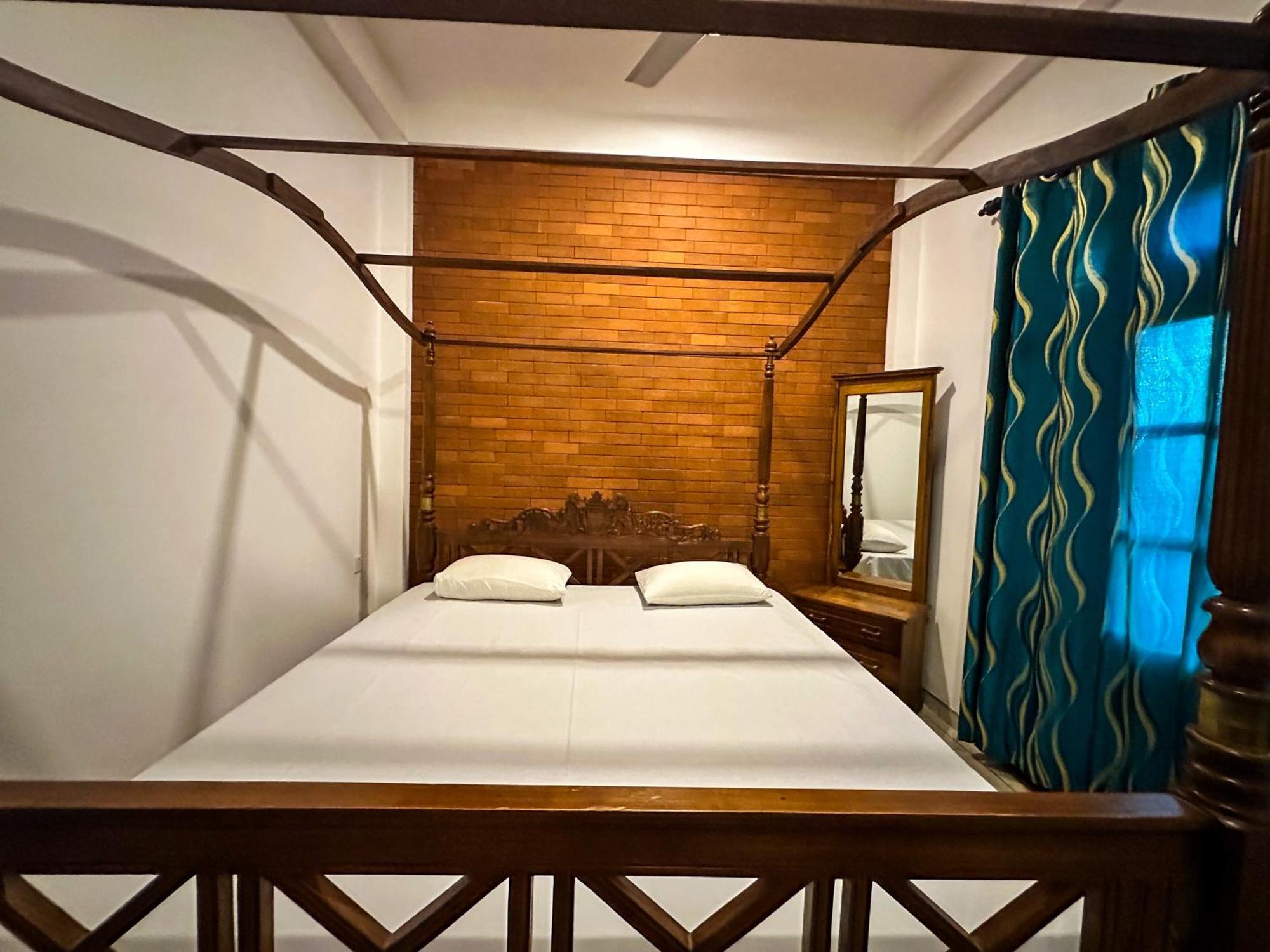 New Panda House Hotell Galle Exteriör bild