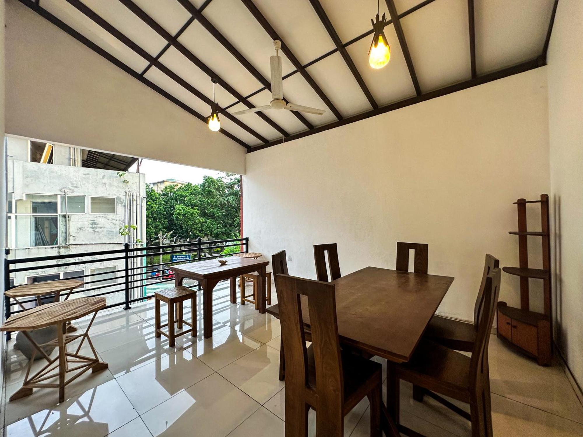 New Panda House Hotell Galle Exteriör bild